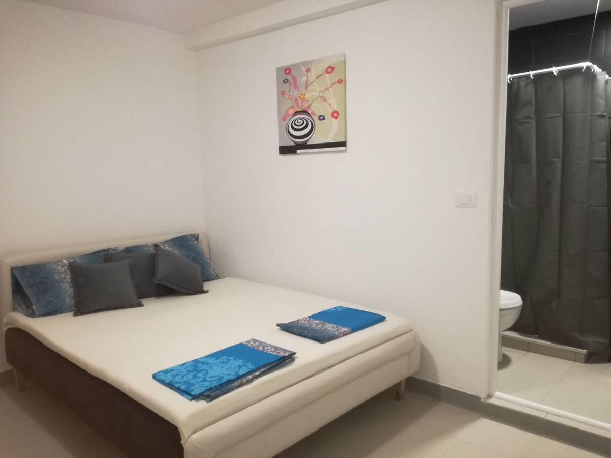 Apartmani Sutomore Luaran gambar